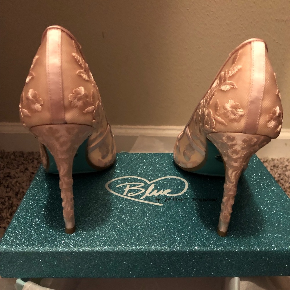 Blue by Betsy’s Johnson peep toe - Picture 3 of 3